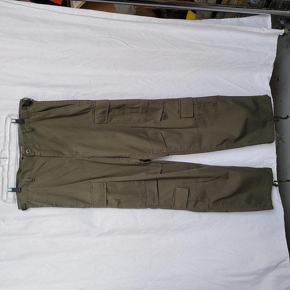 ❤️  M military cargo pants - Picture 1 of 3